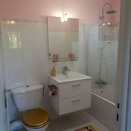 Szálloda Horus Fréjus